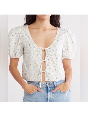 Abound Cream Cropped Tie-Front Puff Sleeve Top with Blue Floral